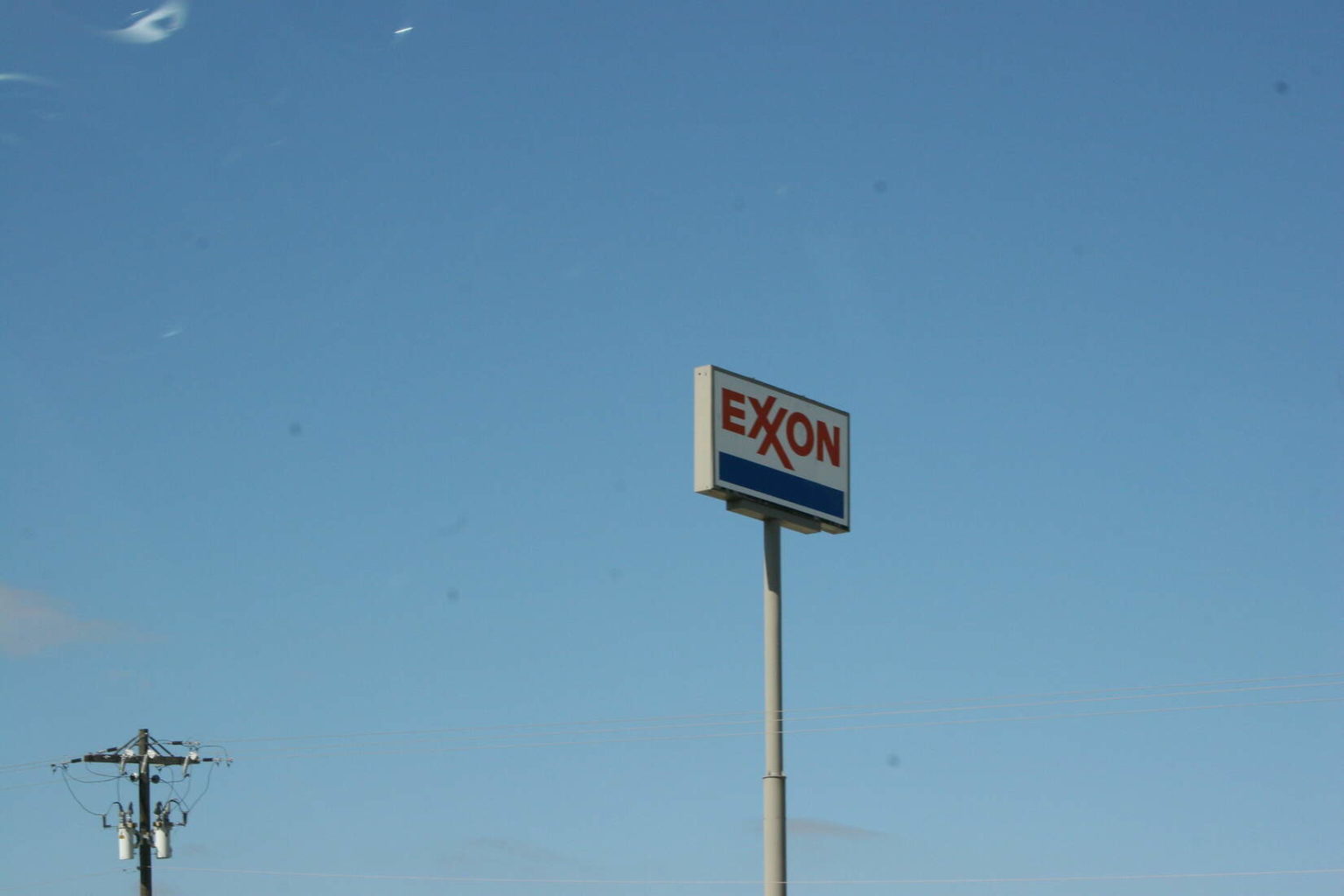 ExxonMobil Claims Fox's FXX Network Logo Violates Trademark Law – The  Hollywood Reporter