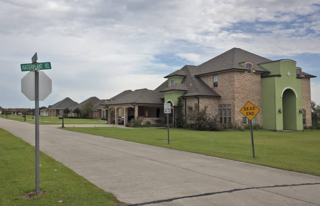 Homes in the Waterplant Road neighborhood