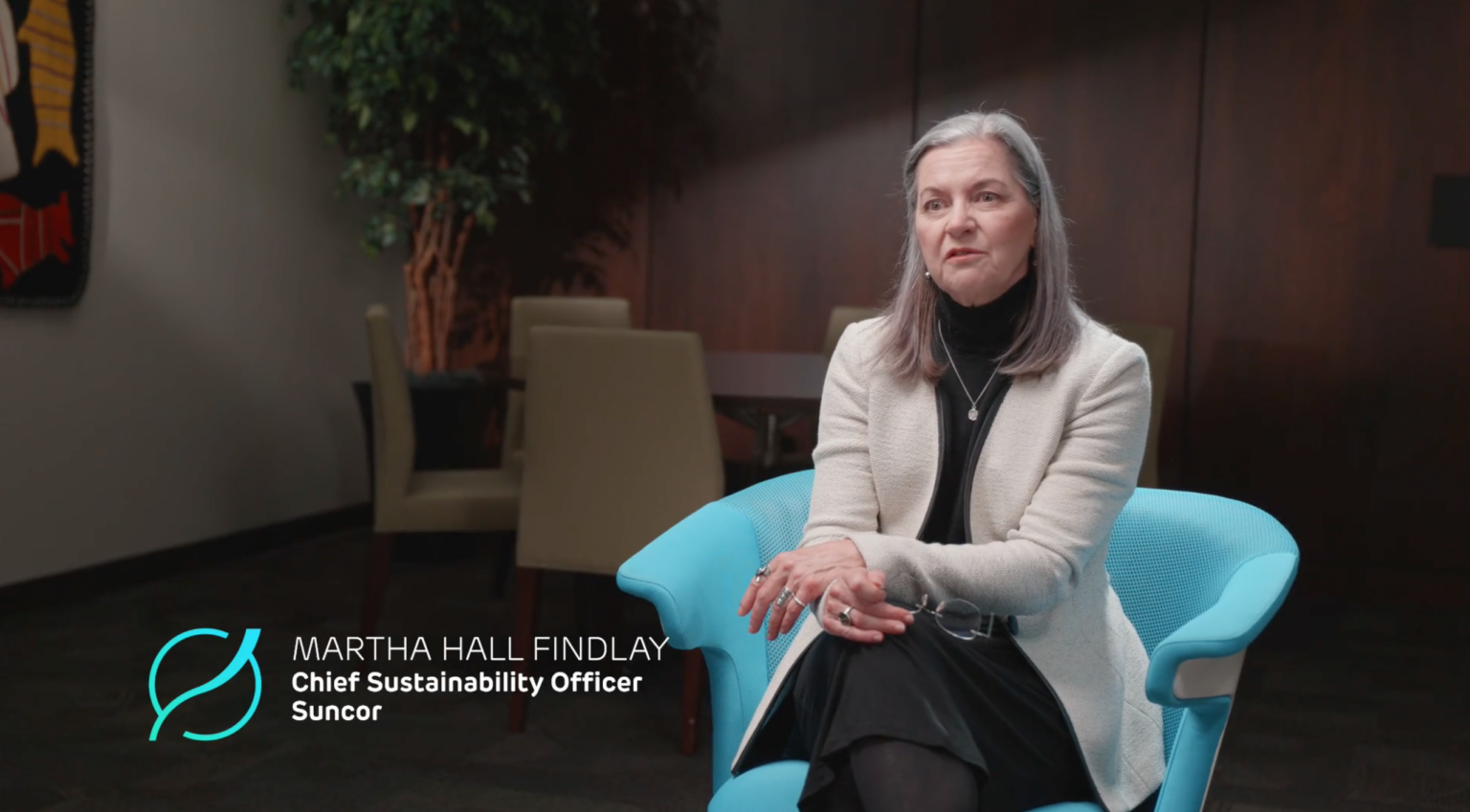 A senior Suncor executive appears in a Pathways Alliance ad.