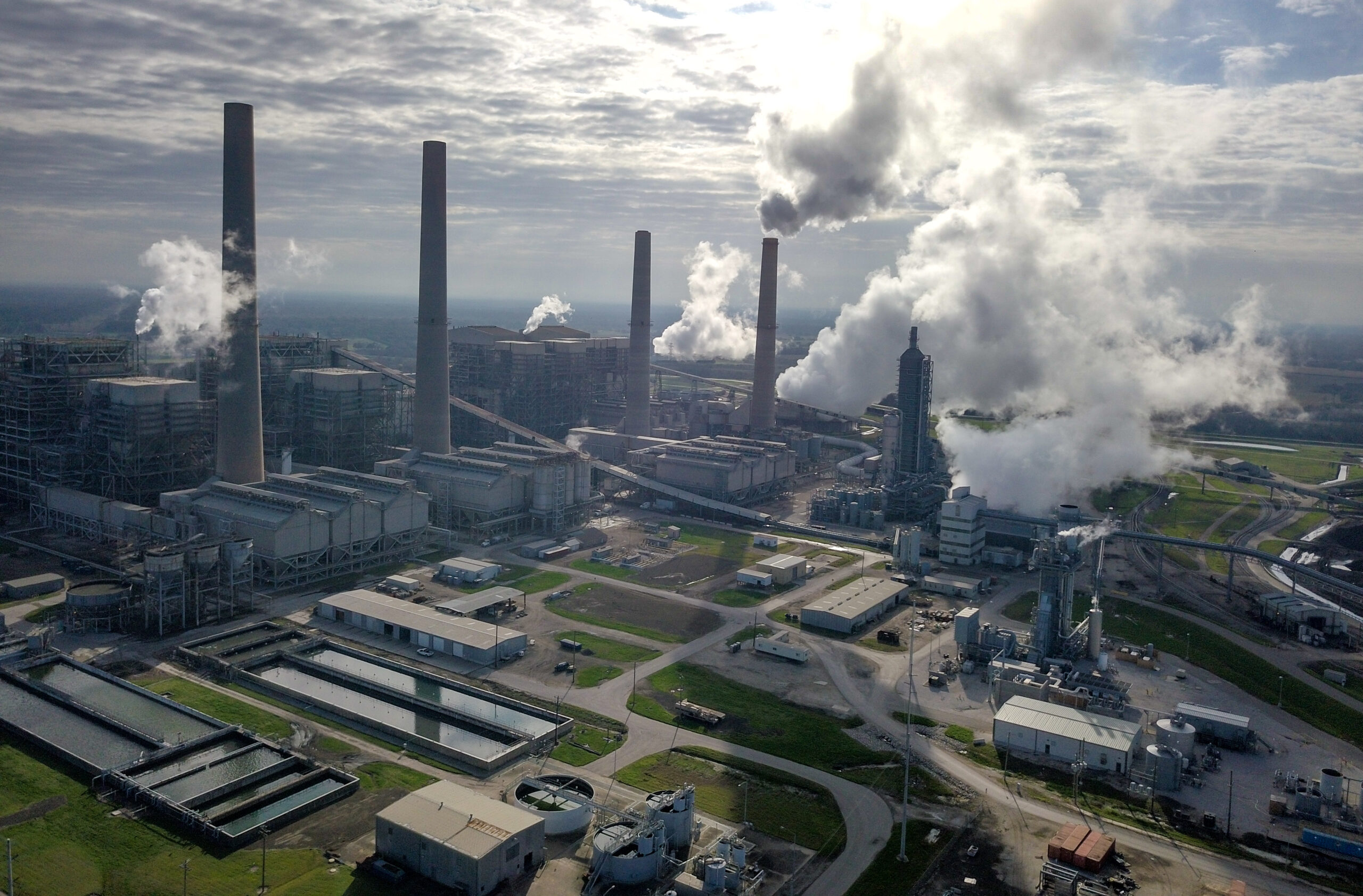 ‘Gamechanger’ Study Warns Carbon Capture May Fall Short of Expectations, Citing Storage Location Dangers