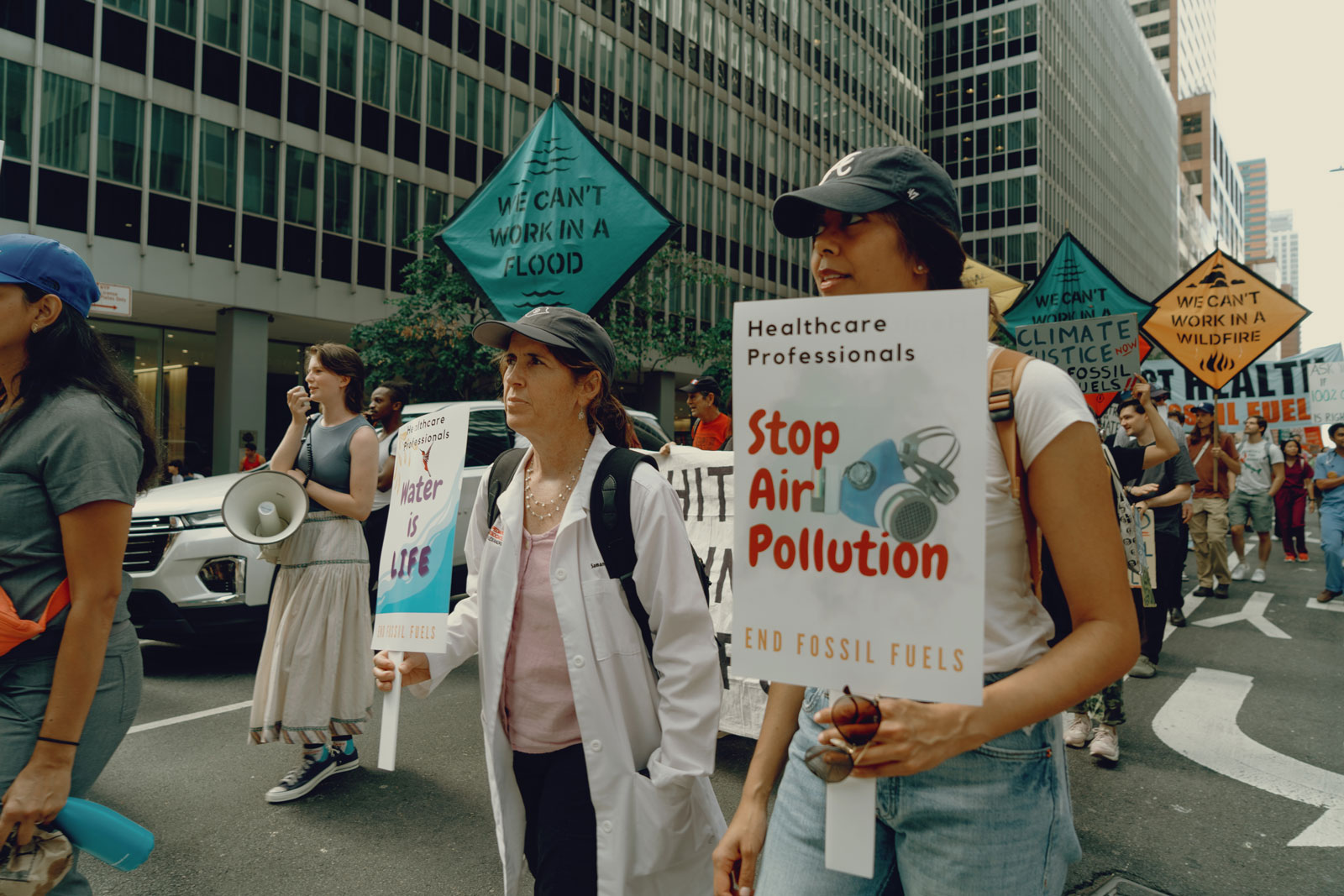 Health Groups Shun Advertising Agencies Working for Fossil Fuel Companies