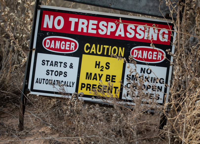 Warning sign for hydrogen sulfide at an oil and gas production site