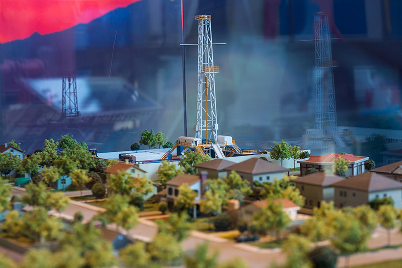 Model of a Chesapeake Energy drill rig in the Fort Worth Museum of Science and History in Texas.
