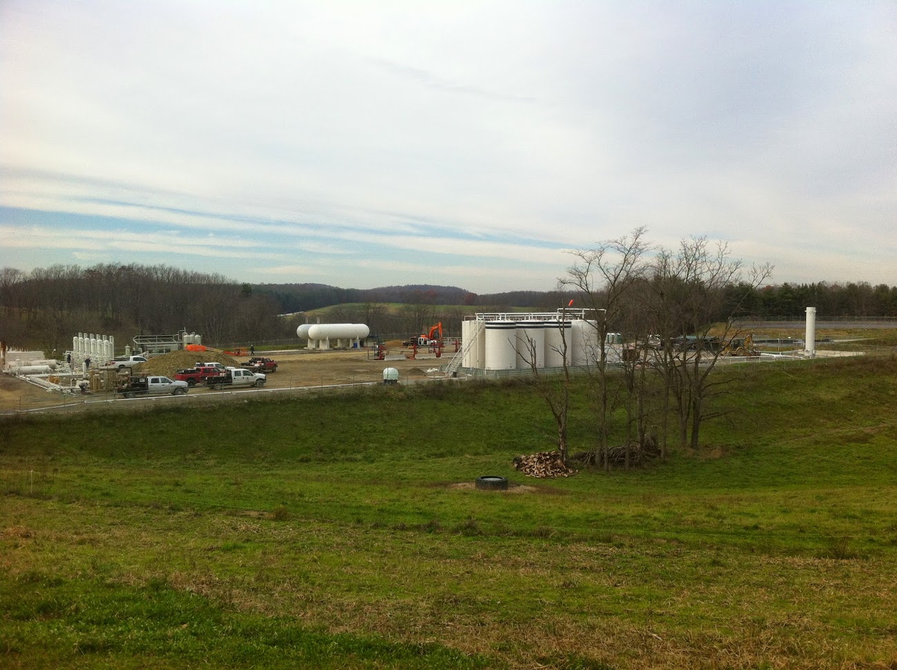 Drilling well pad in Carroll County, Ohio